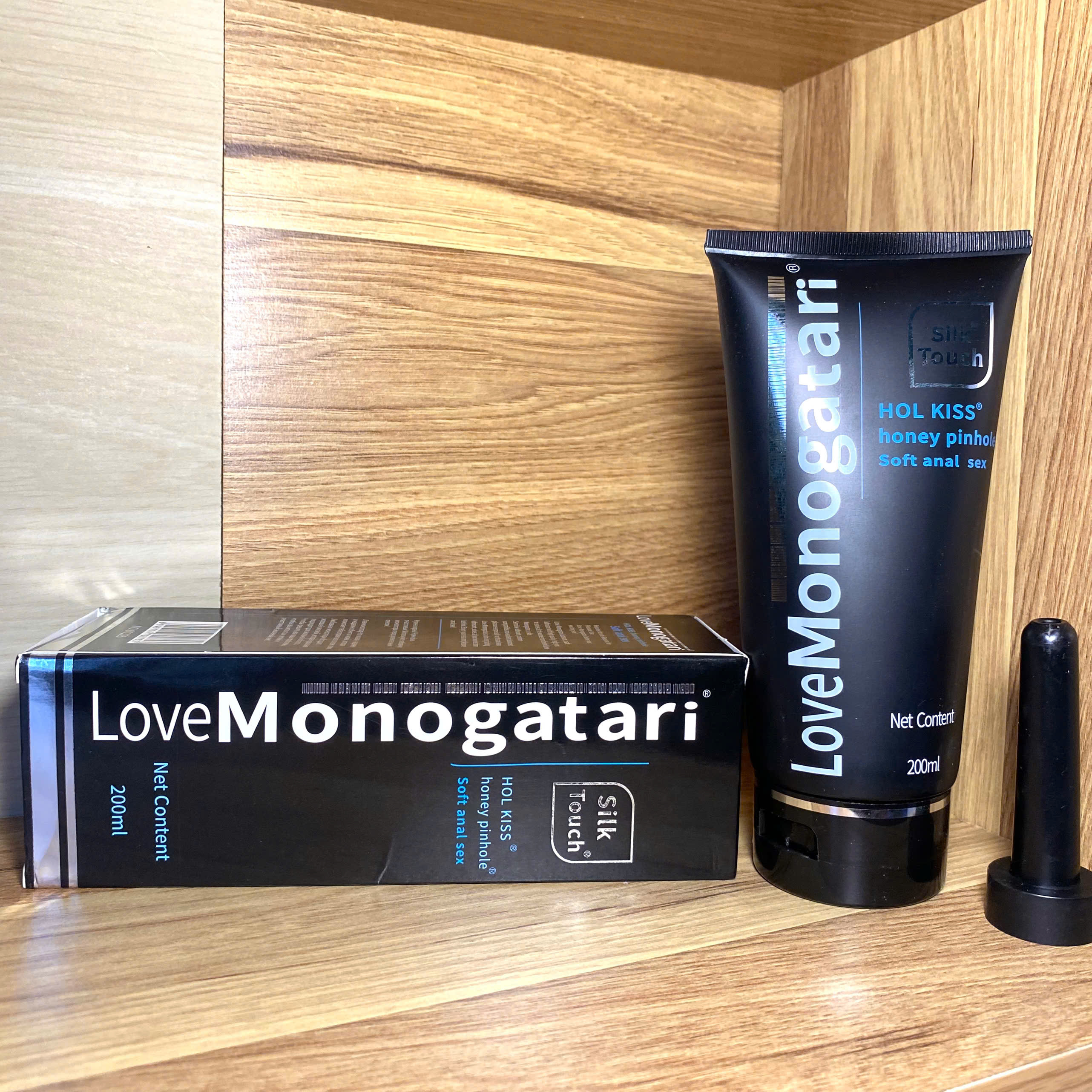 Đại lý Sản Phẩm Dung Dịch Gel Bôi Trơn Monogatari Blak 200ml - Gel Bôi Trơn Cao Cấp HCM. hàng xách tay Đại lý Sản Phẩm Dung Dịch Gel Bôi Trơn Monogatari Blak 200ml - Gel Bôi Trơn Cao Cấp HCM. hàng xách tay