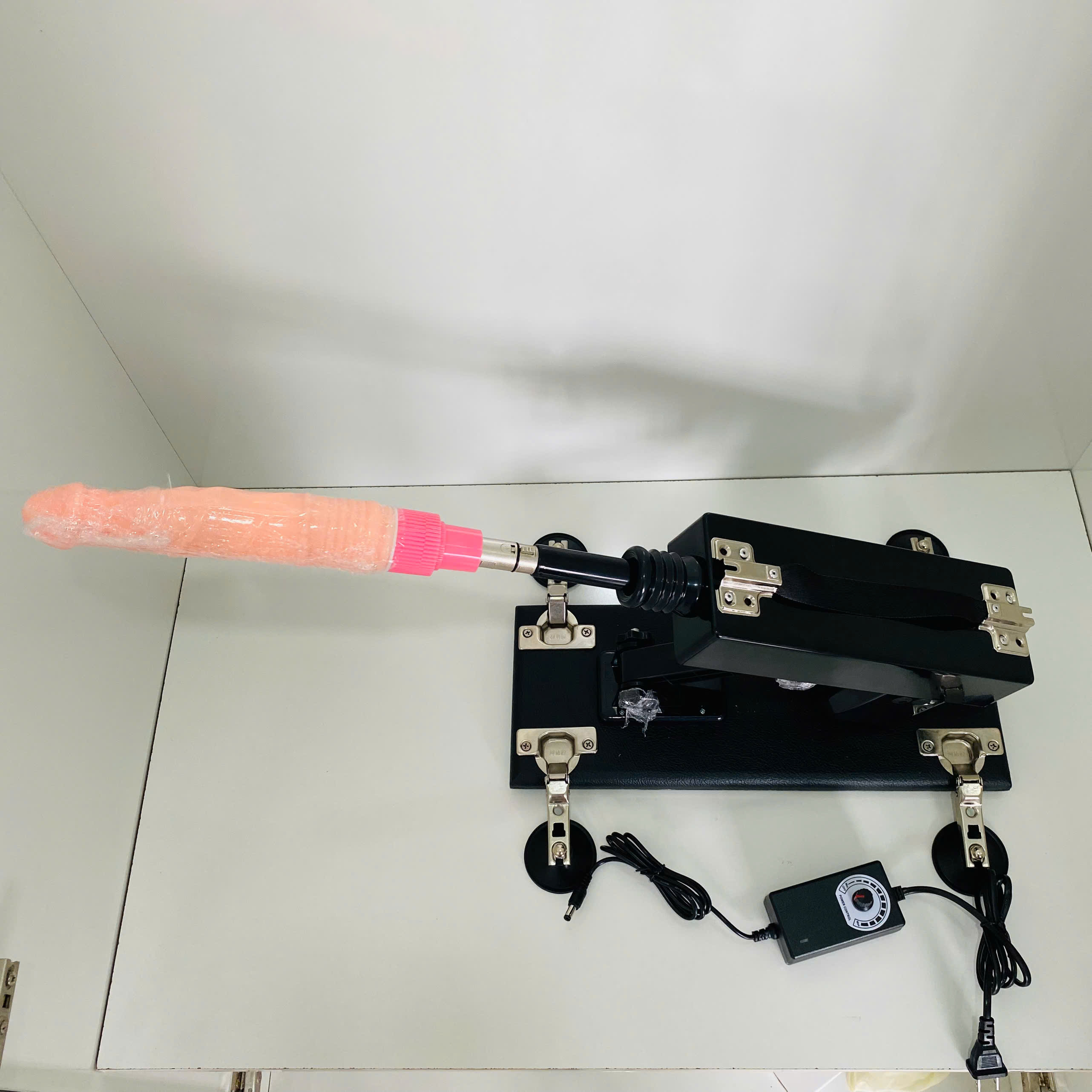 Máy Dương Vật Giả Thủ Dâm Tự Động Machingun - Hít Tường_Thụt Cực Mạnh_Cao Cấp