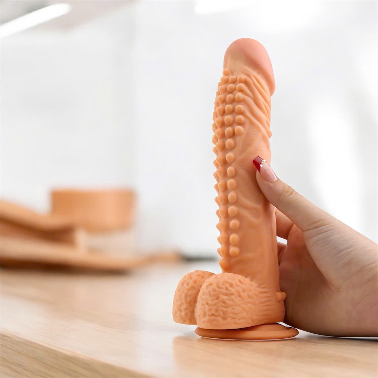 Đại lý Dương Vật Giả Hít Tường Có Bìu -Kết Hợp Gai nhỏ Tạo Ra Cảm Giác Cực Sướng Khi Dùng - giá rẻ