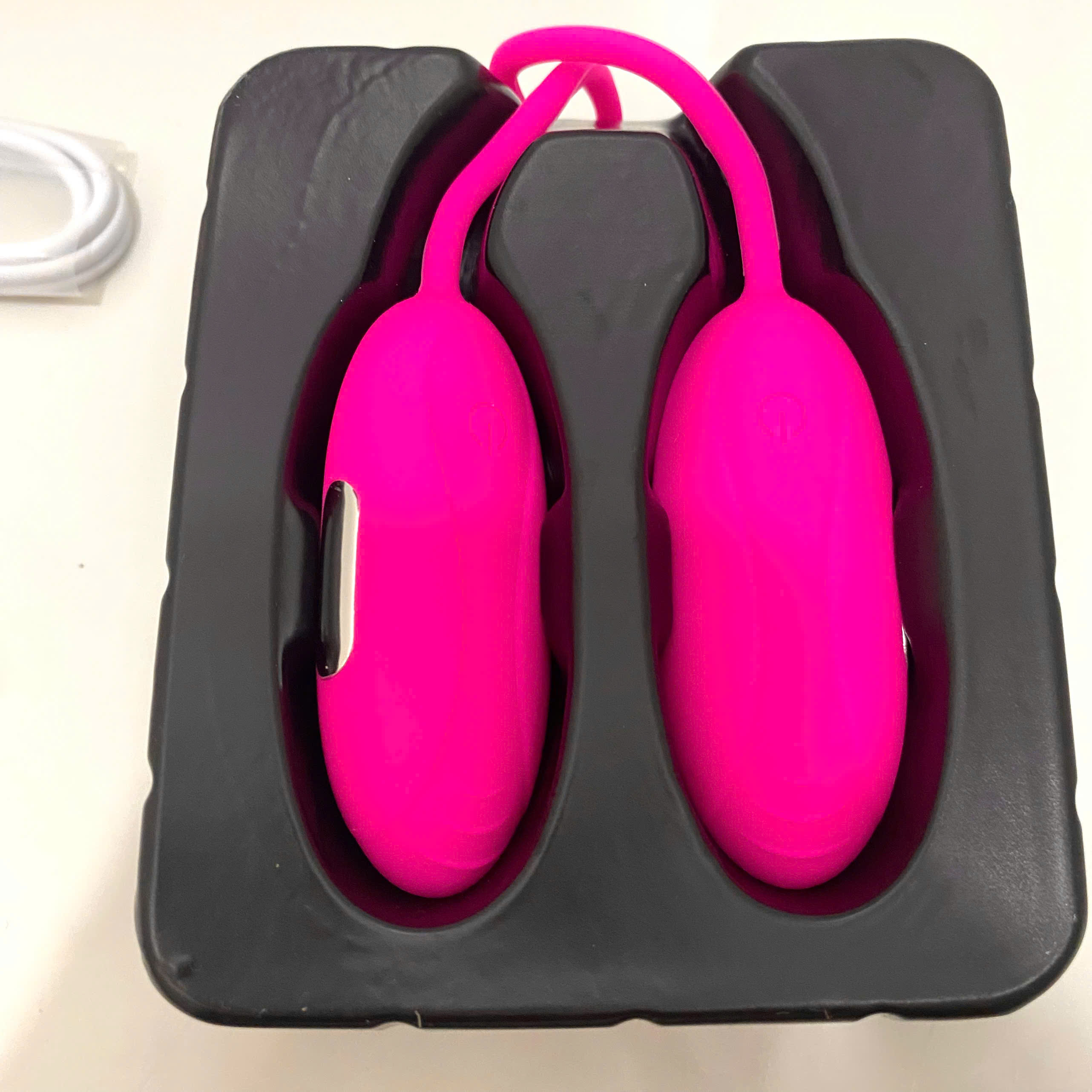 Trứng Rung Tình Yêu Aphojoy – 2 Đầu Massage, 7 Chế Độ Rung Cực Sướng