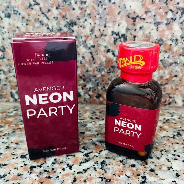 Popper Neon Đỏ 30ml USA – Tinh Dầu PWD Cao Cấp Tăng Khoái Cảm Cực Đỉnh 